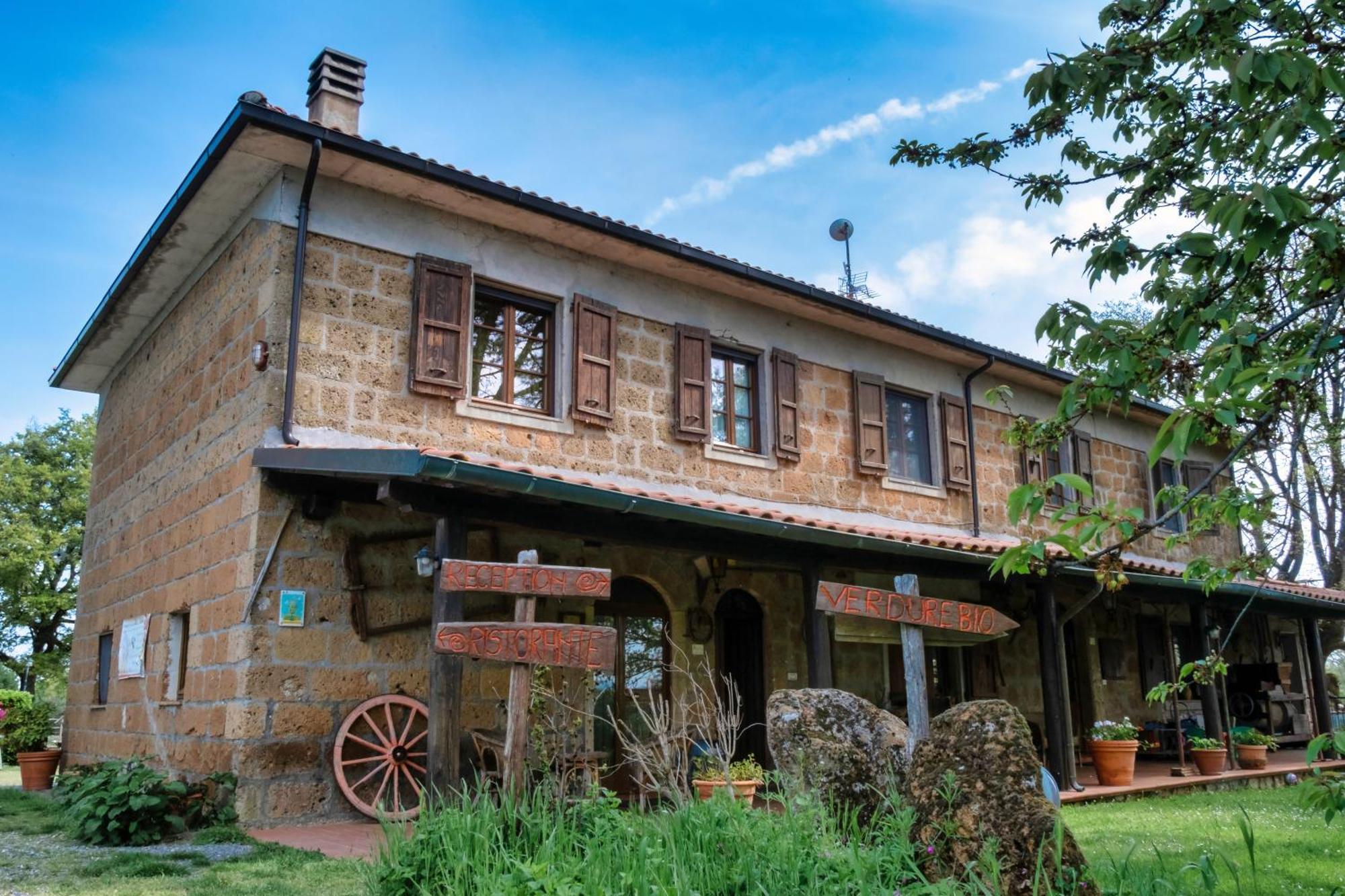 Bio Agriturismo Aia Del Tufo Sorano  Exterior photo